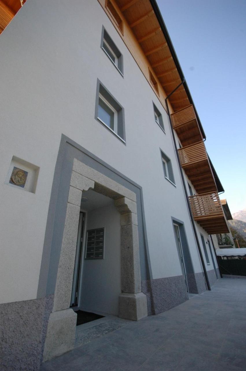 Residenza Castel Restor Comano Terme Eksteriør billede
